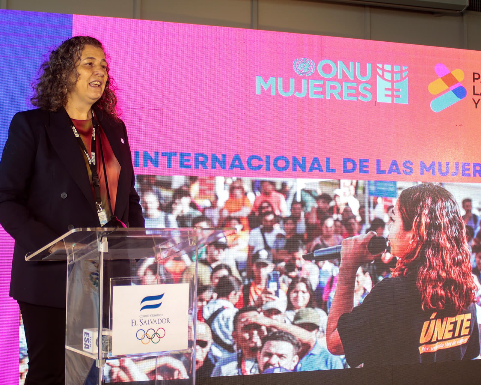 Mujer y Deportes_2025_10